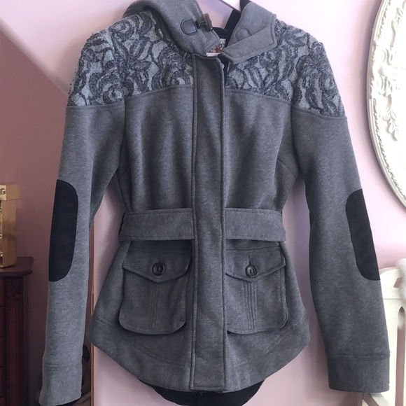 THREE STONES SMALL COAT - Picture 1 of 3